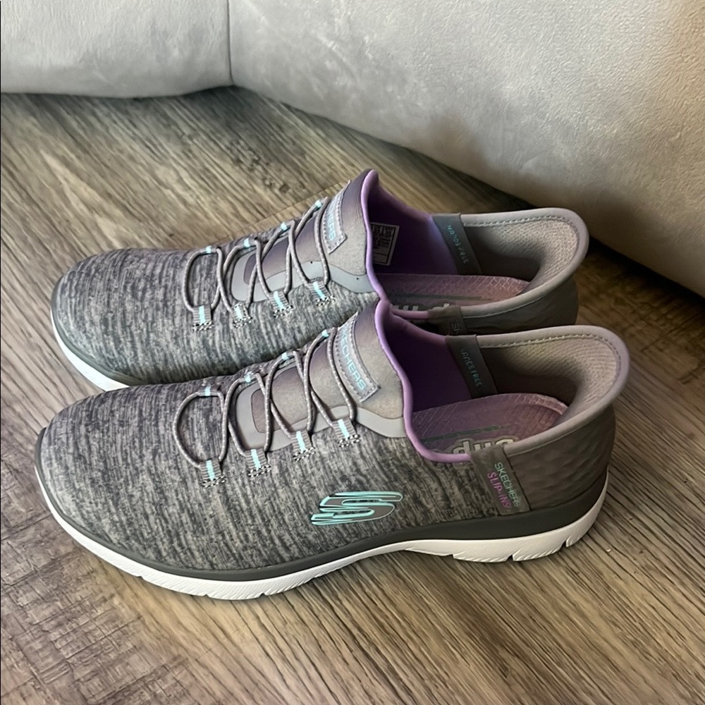 Skechers Gray and Purple Sneakers with Knit Fabric
